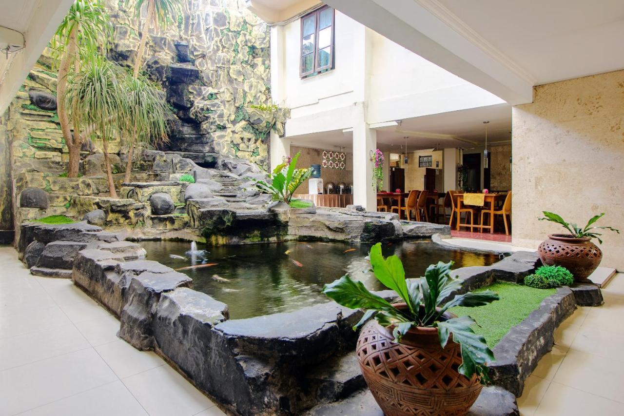 Oyo 1683 Hotel Musafira Syariah Γιογκιακάρτα Εξωτερικό φωτογραφία
