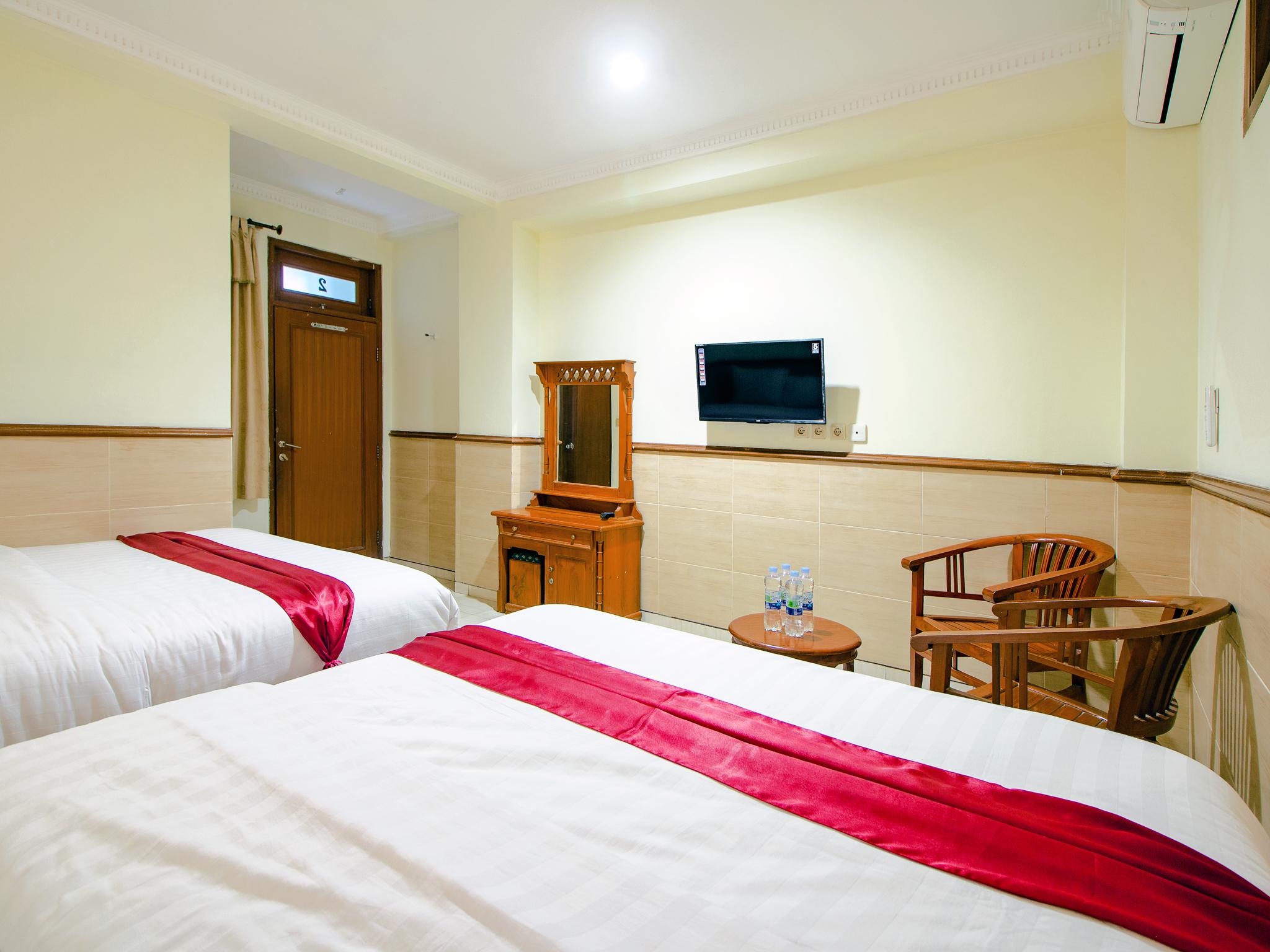 Oyo 1683 Hotel Musafira Syariah Γιογκιακάρτα Εξωτερικό φωτογραφία