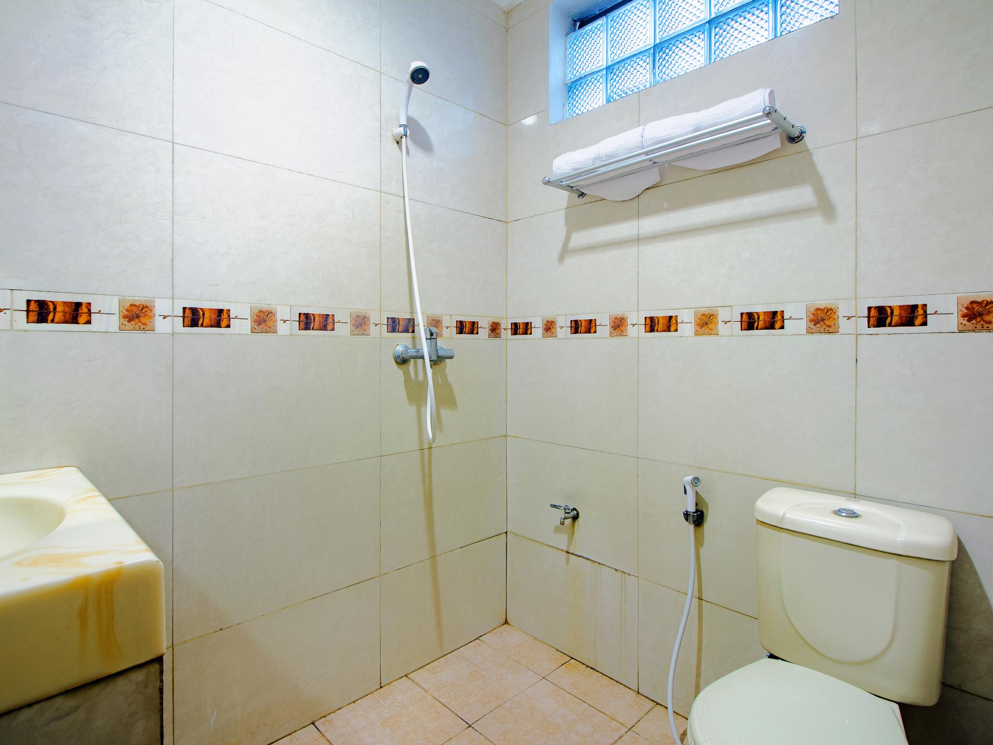 Oyo 1683 Hotel Musafira Syariah Γιογκιακάρτα Εξωτερικό φωτογραφία