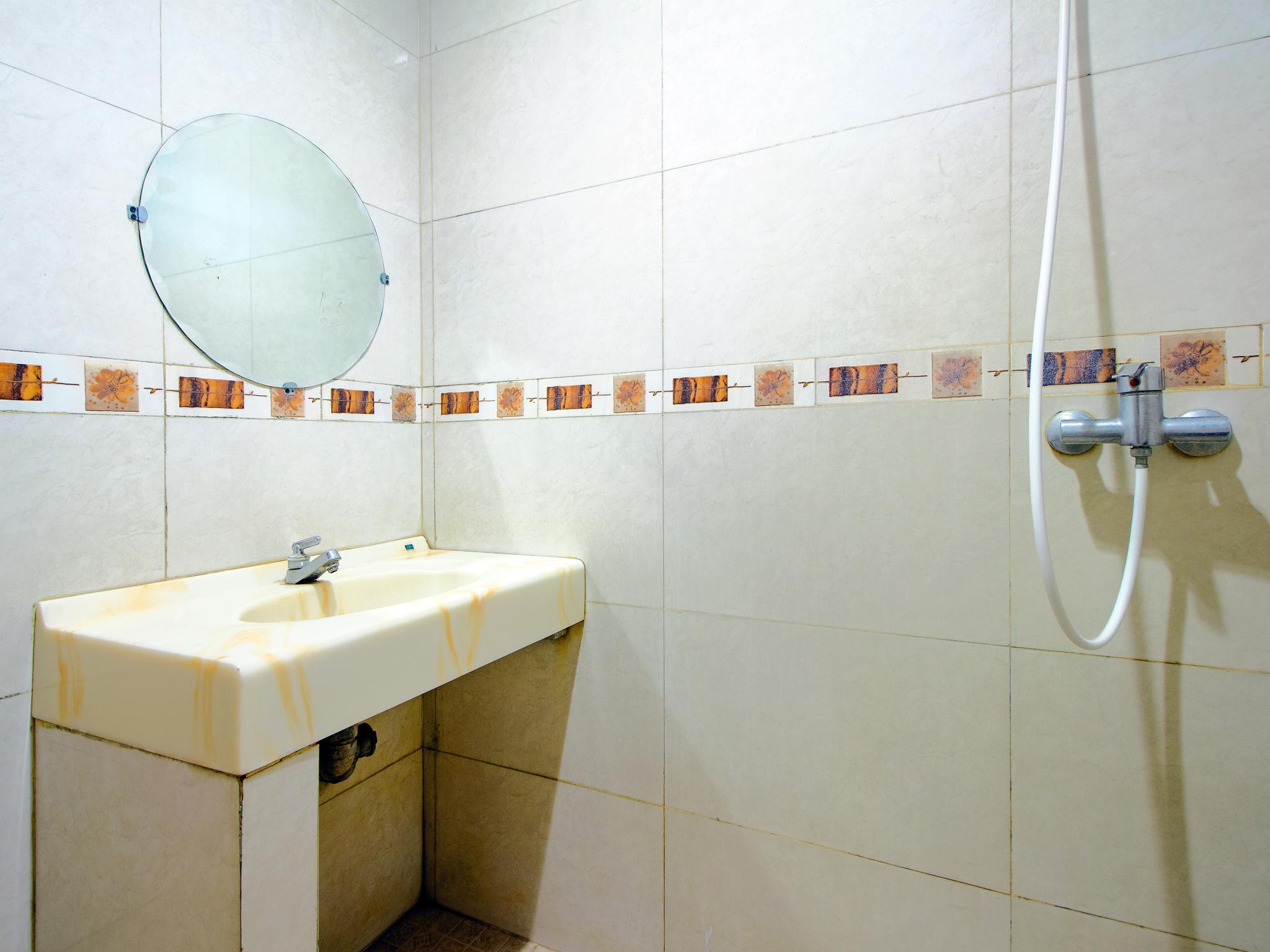 Oyo 1683 Hotel Musafira Syariah Γιογκιακάρτα Εξωτερικό φωτογραφία