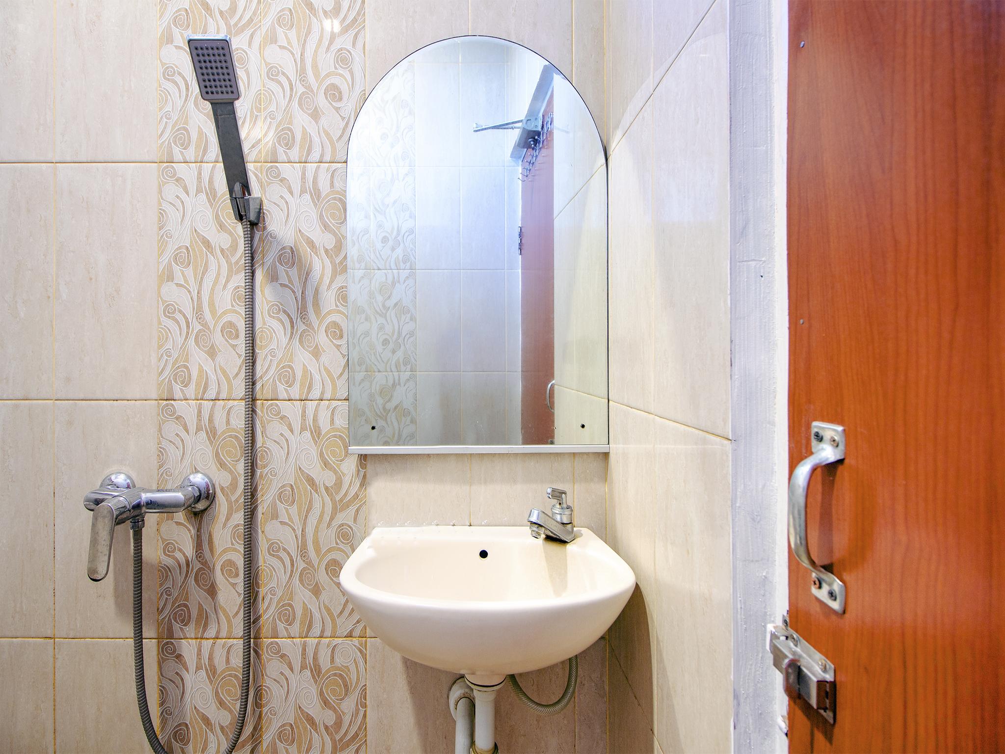 Oyo 1683 Hotel Musafira Syariah Γιογκιακάρτα Εξωτερικό φωτογραφία