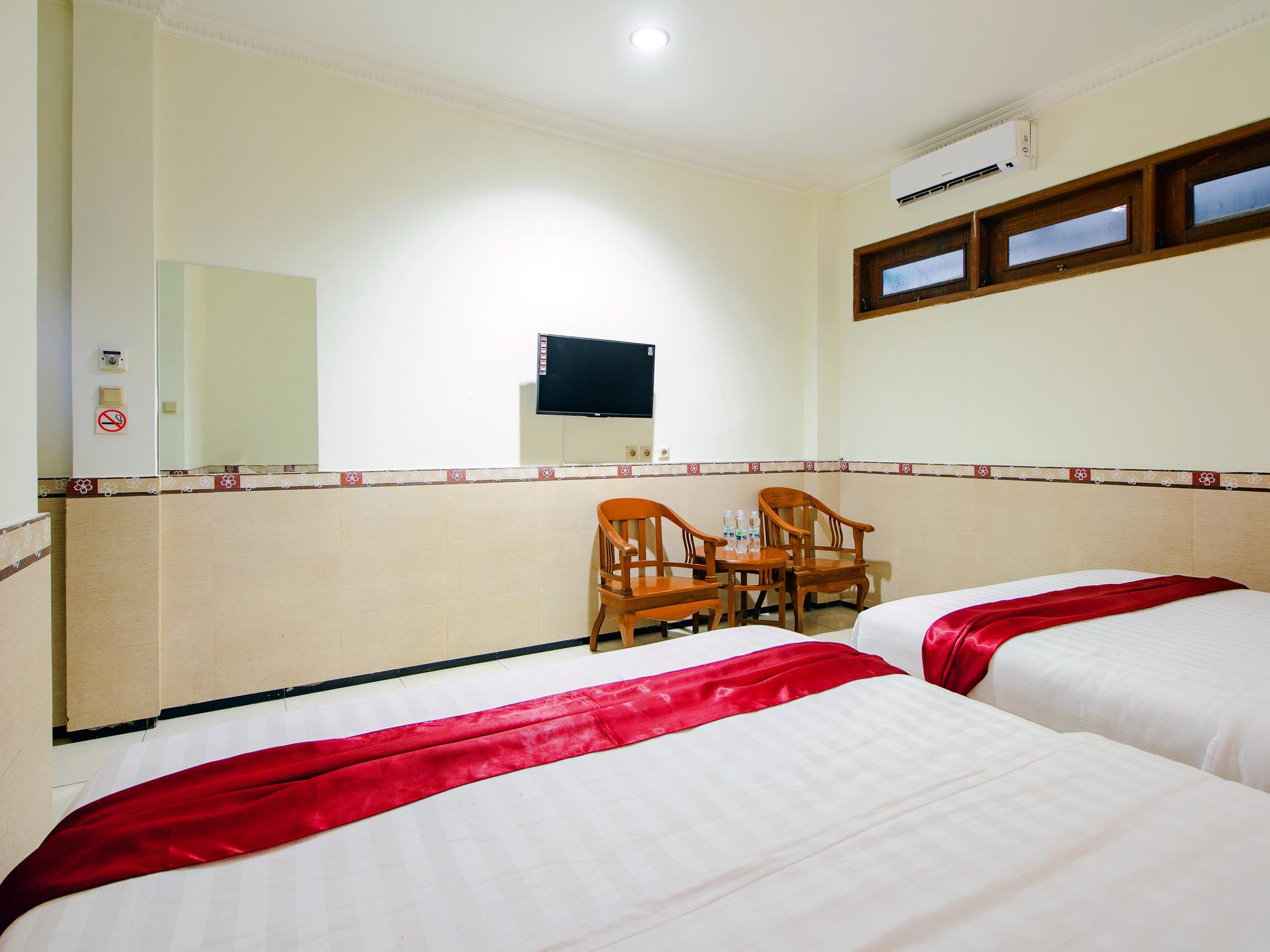 Oyo 1683 Hotel Musafira Syariah Γιογκιακάρτα Εξωτερικό φωτογραφία