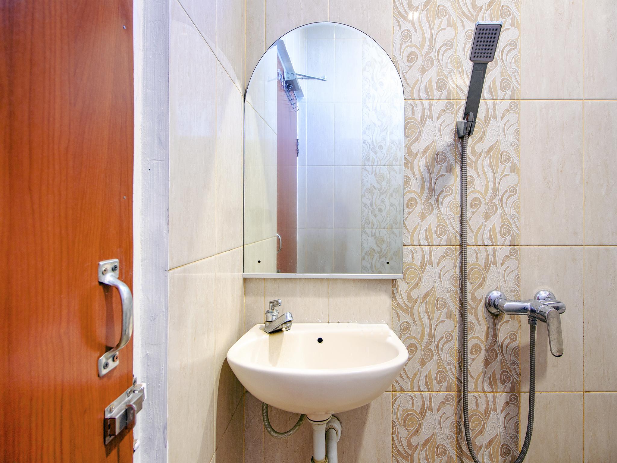 Oyo 1683 Hotel Musafira Syariah Γιογκιακάρτα Εξωτερικό φωτογραφία