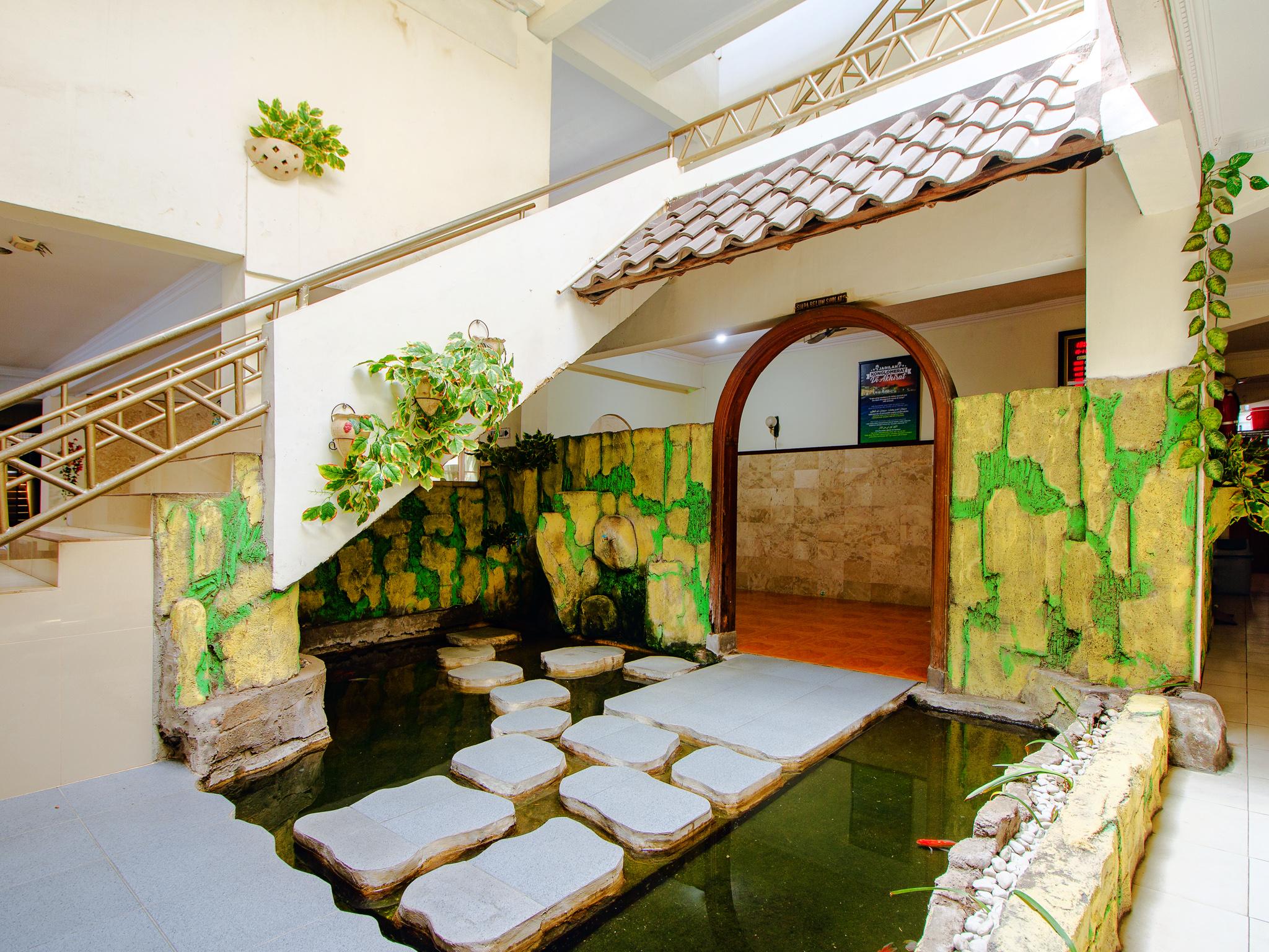 Oyo 1683 Hotel Musafira Syariah Γιογκιακάρτα Εξωτερικό φωτογραφία