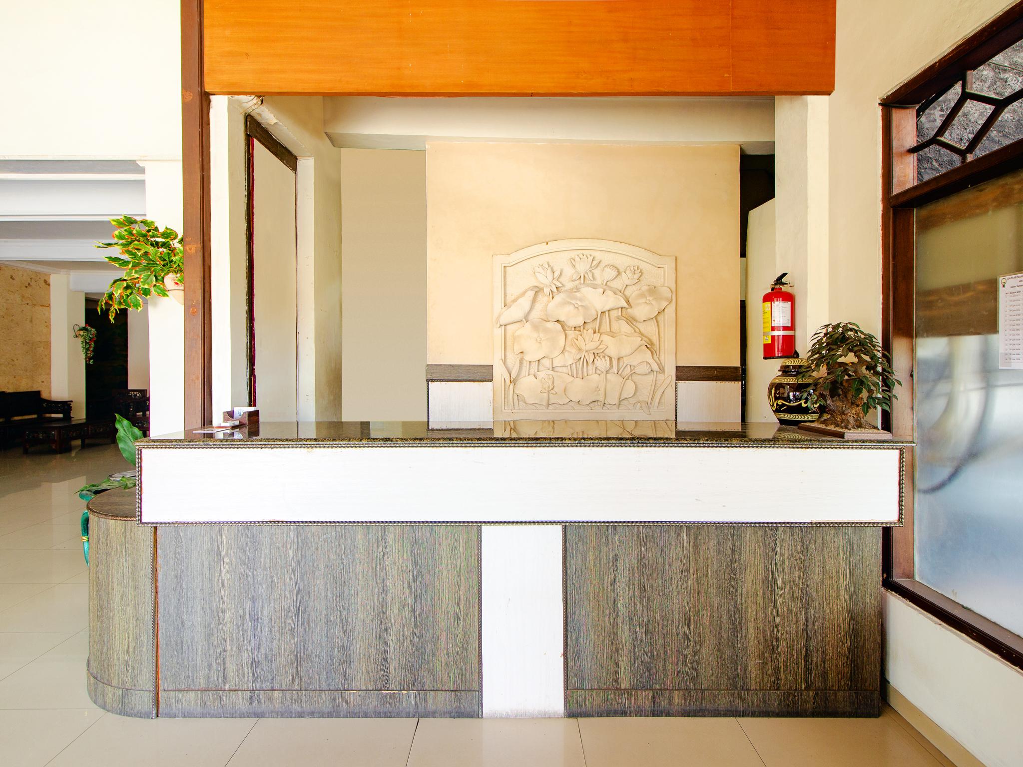 Oyo 1683 Hotel Musafira Syariah Γιογκιακάρτα Εξωτερικό φωτογραφία