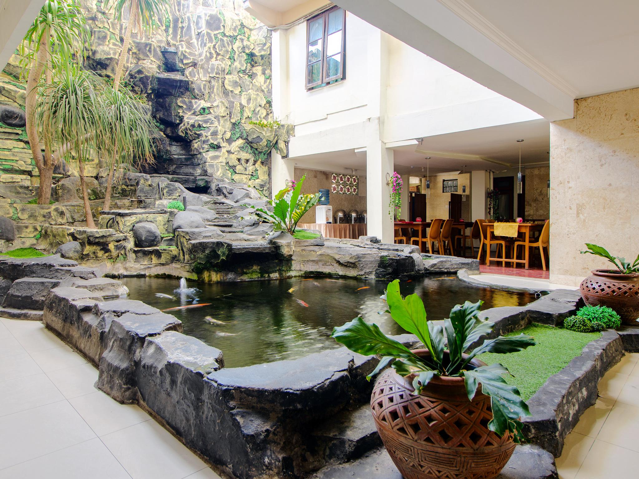 Oyo 1683 Hotel Musafira Syariah Γιογκιακάρτα Εξωτερικό φωτογραφία