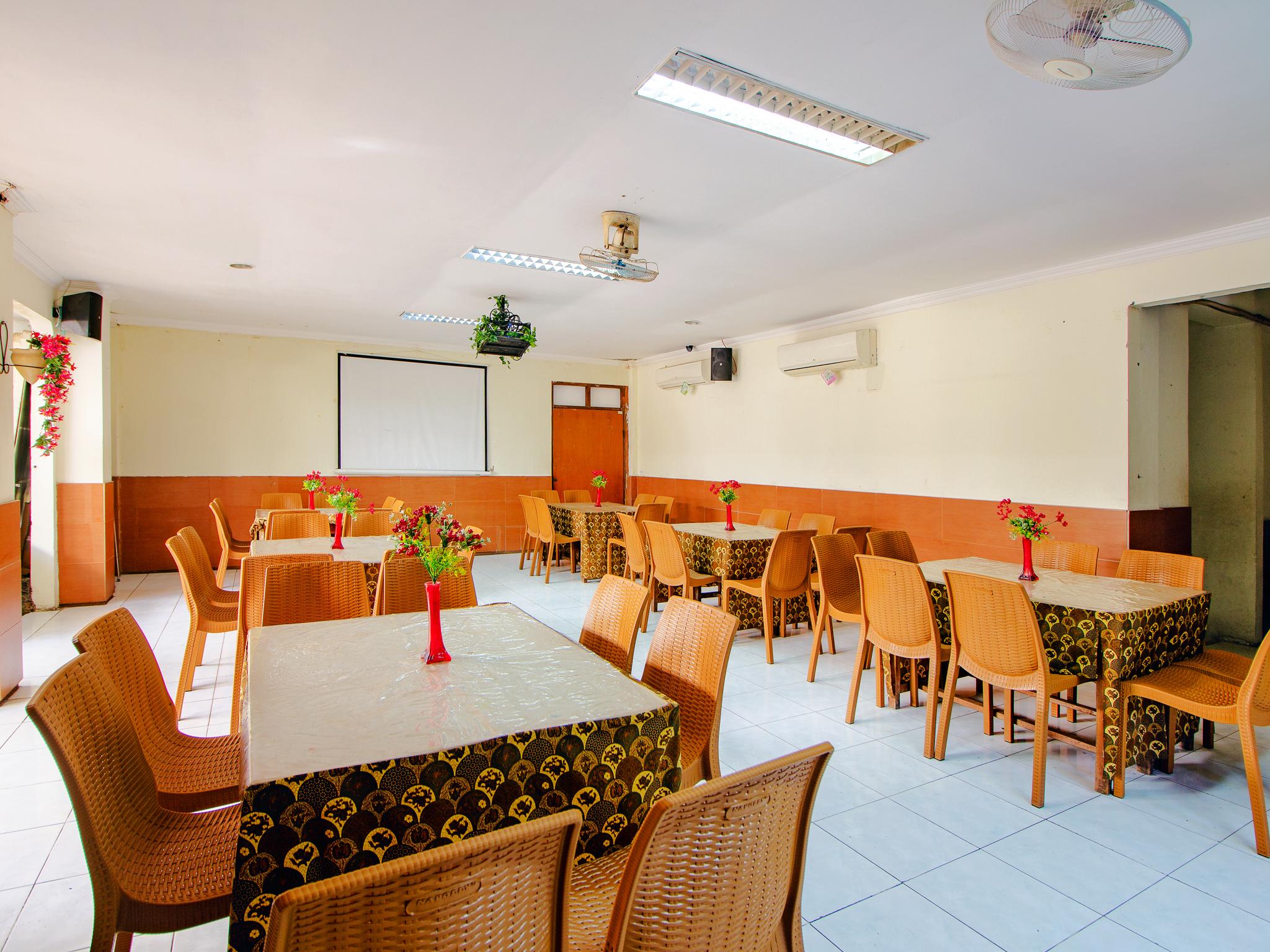 Oyo 1683 Hotel Musafira Syariah Γιογκιακάρτα Εξωτερικό φωτογραφία