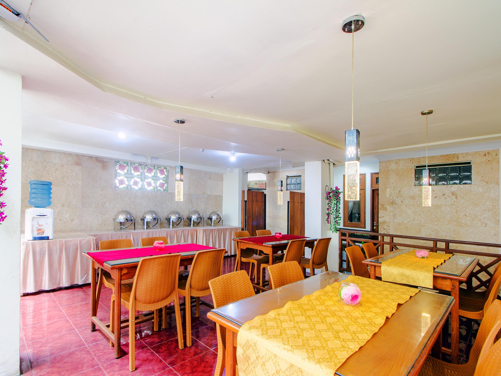 Oyo 1683 Hotel Musafira Syariah Γιογκιακάρτα Εξωτερικό φωτογραφία