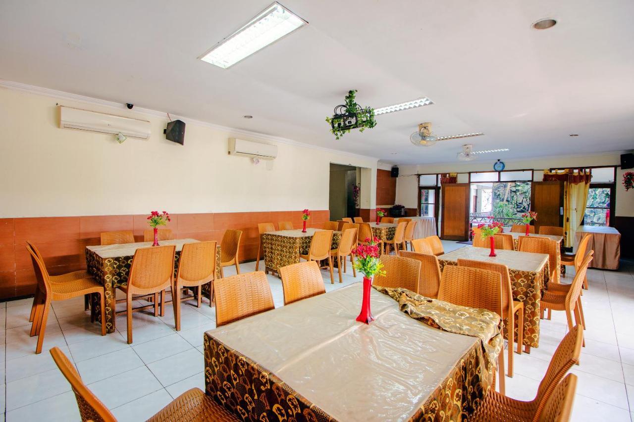 Oyo 1683 Hotel Musafira Syariah Γιογκιακάρτα Εξωτερικό φωτογραφία