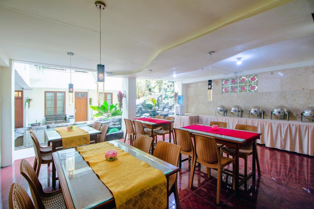 Oyo 1683 Hotel Musafira Syariah Γιογκιακάρτα Εξωτερικό φωτογραφία